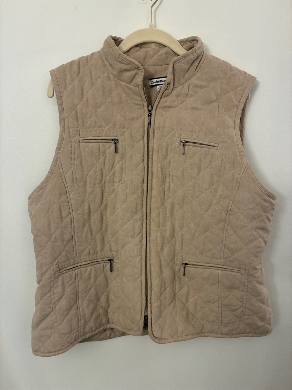 Quilted Zip-Up Vest in Taupe